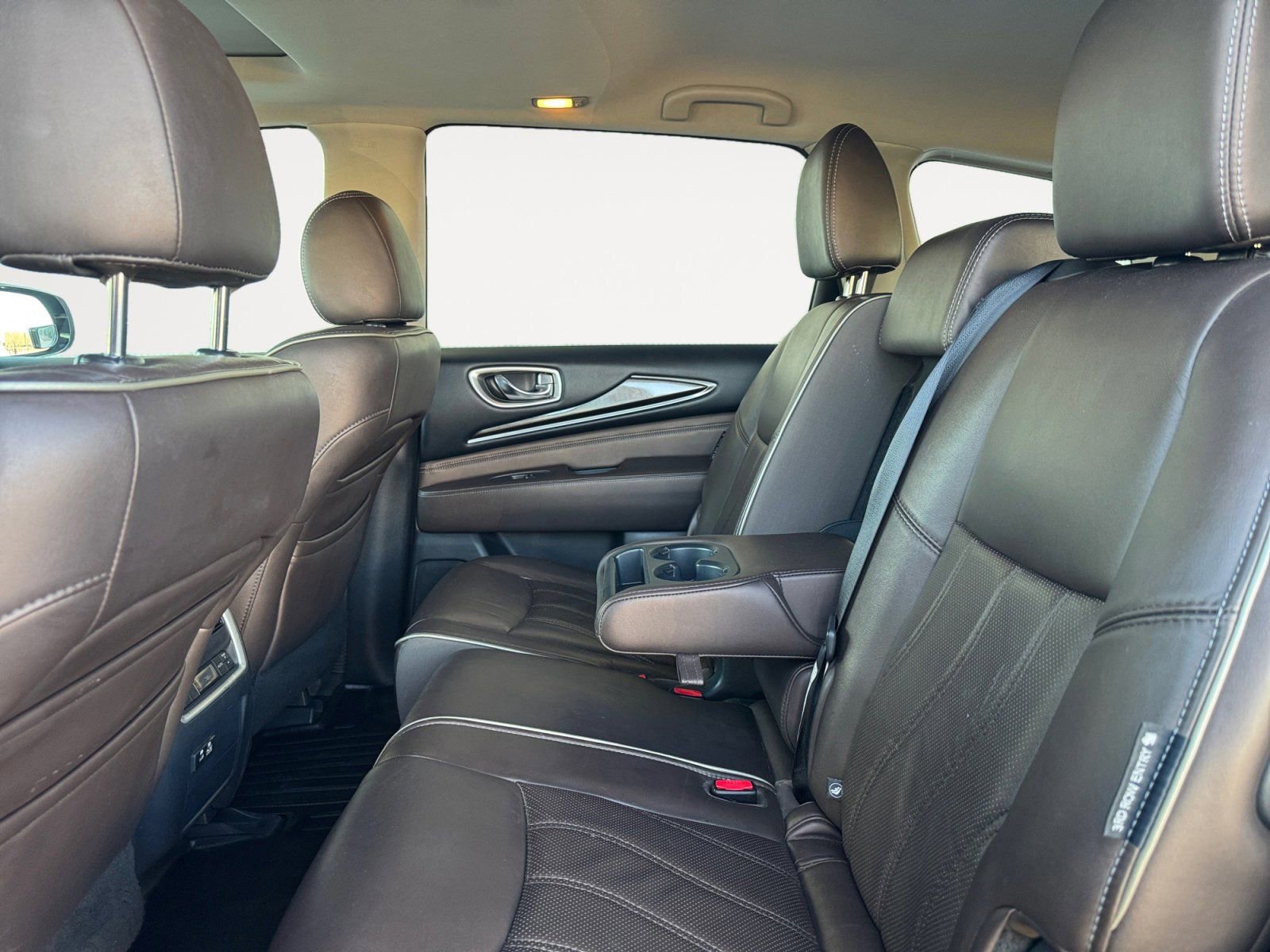 Used 2020 INFINITI QX60 Luxe w/ Essential Package image 13