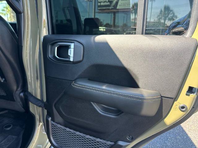 Used 2025 Jeep Gladiator Sport AWD/4WD image 22