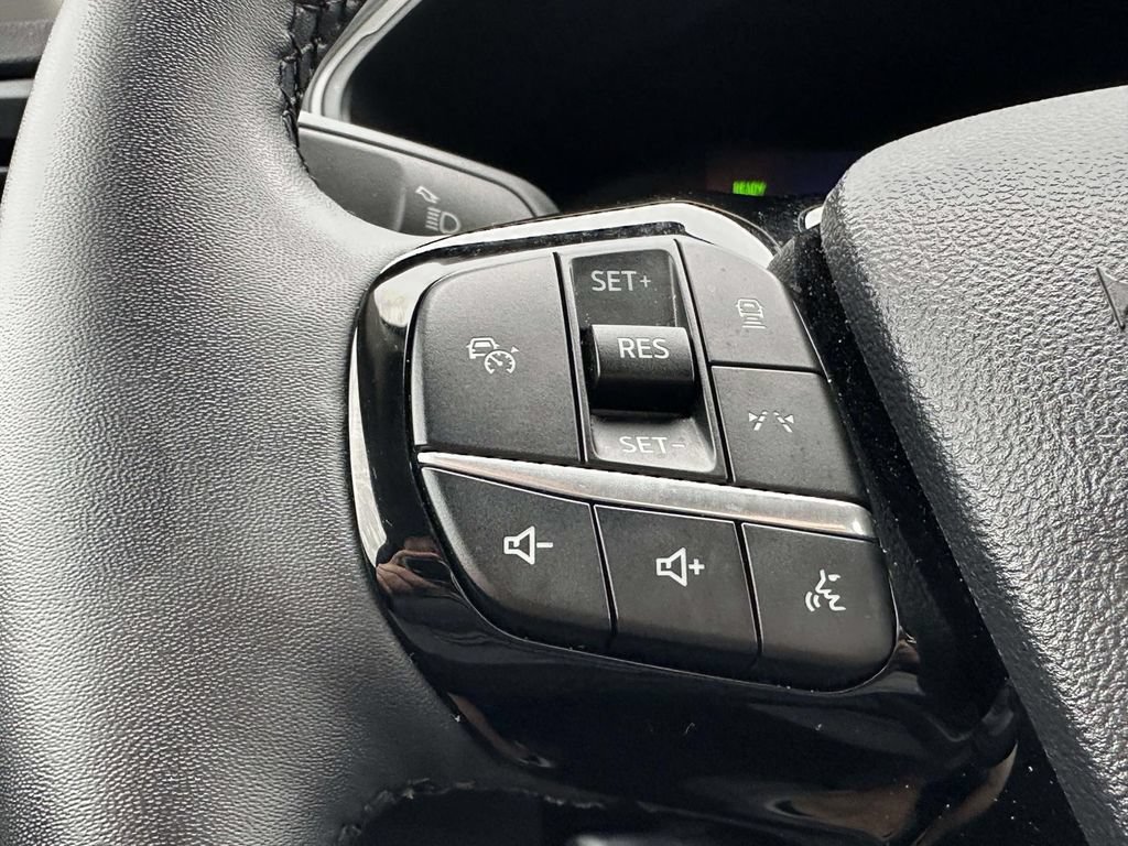 Certified 2023 Ford Escape SE FWD image 14
