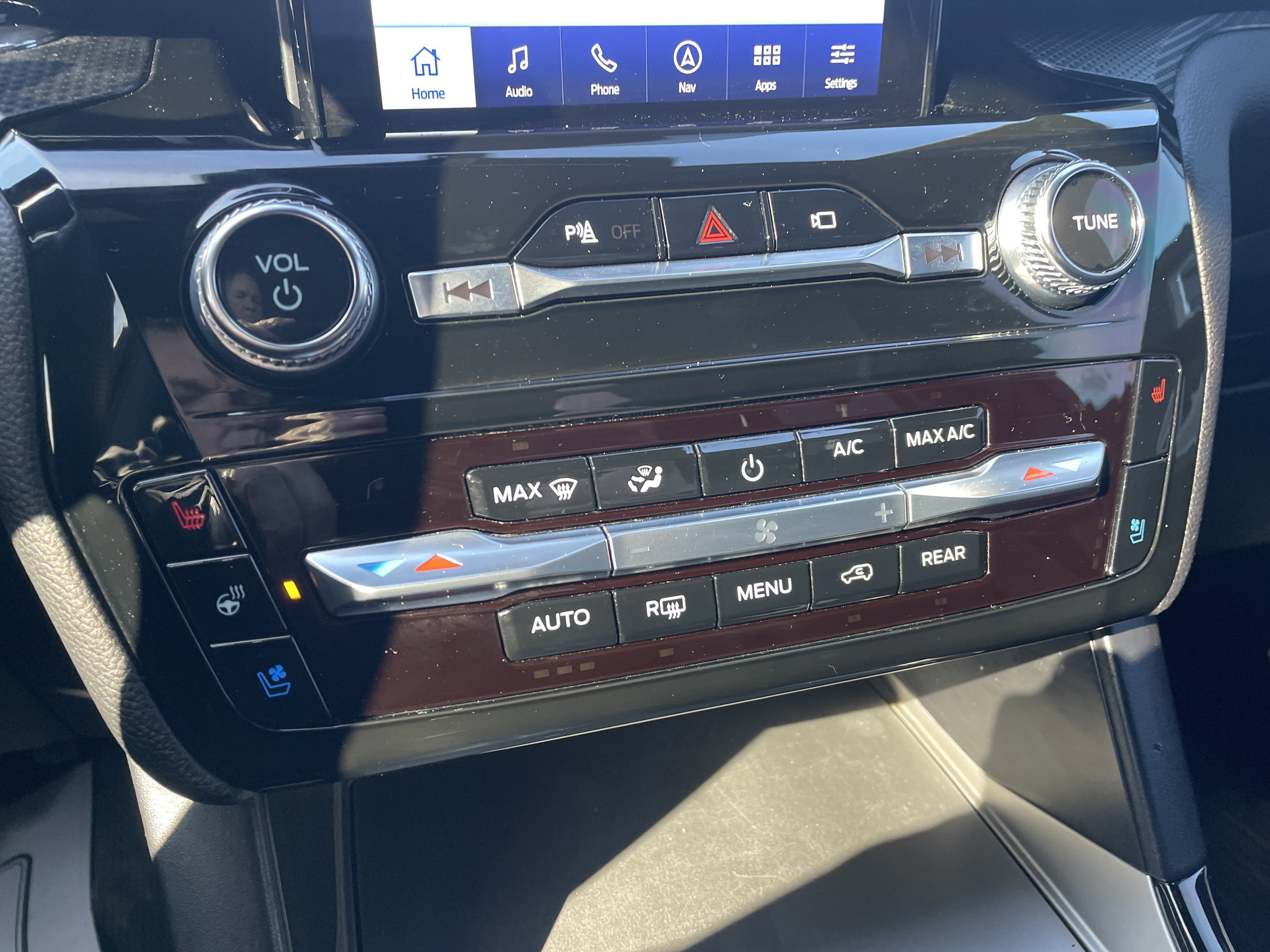 Certified 2021 Ford Explorer ST w/ Equipment Group 401A image 31