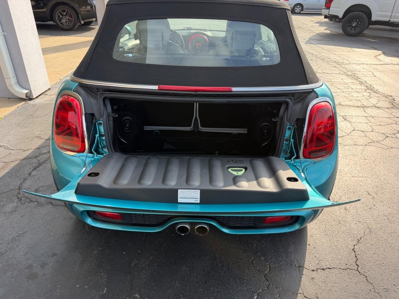 Used 2021 MINI Cooper S w/ Signature Upholstery Package FWD image 10