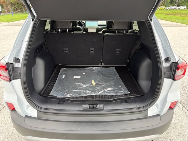 Certified 2025 Ford Escape Platinum w/ Premium Technology Package FWD image 26