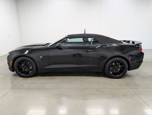 Used 2023 Chevrolet Camaro LT image 4