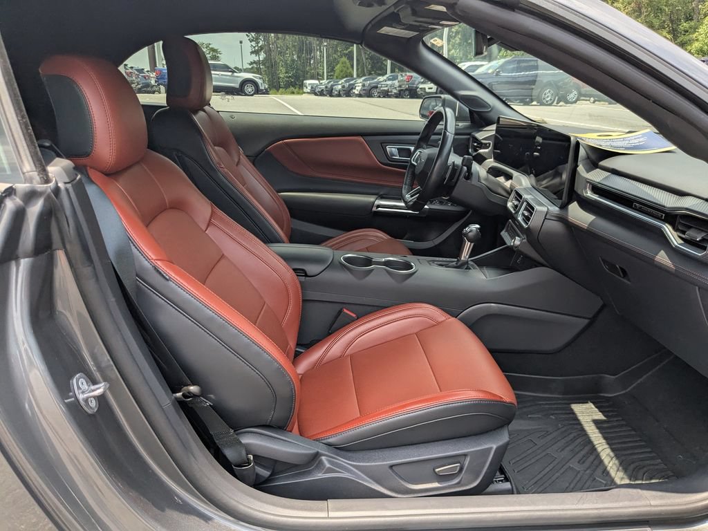 Certified 2025 Ford Mustang GT Premium RWD image 13