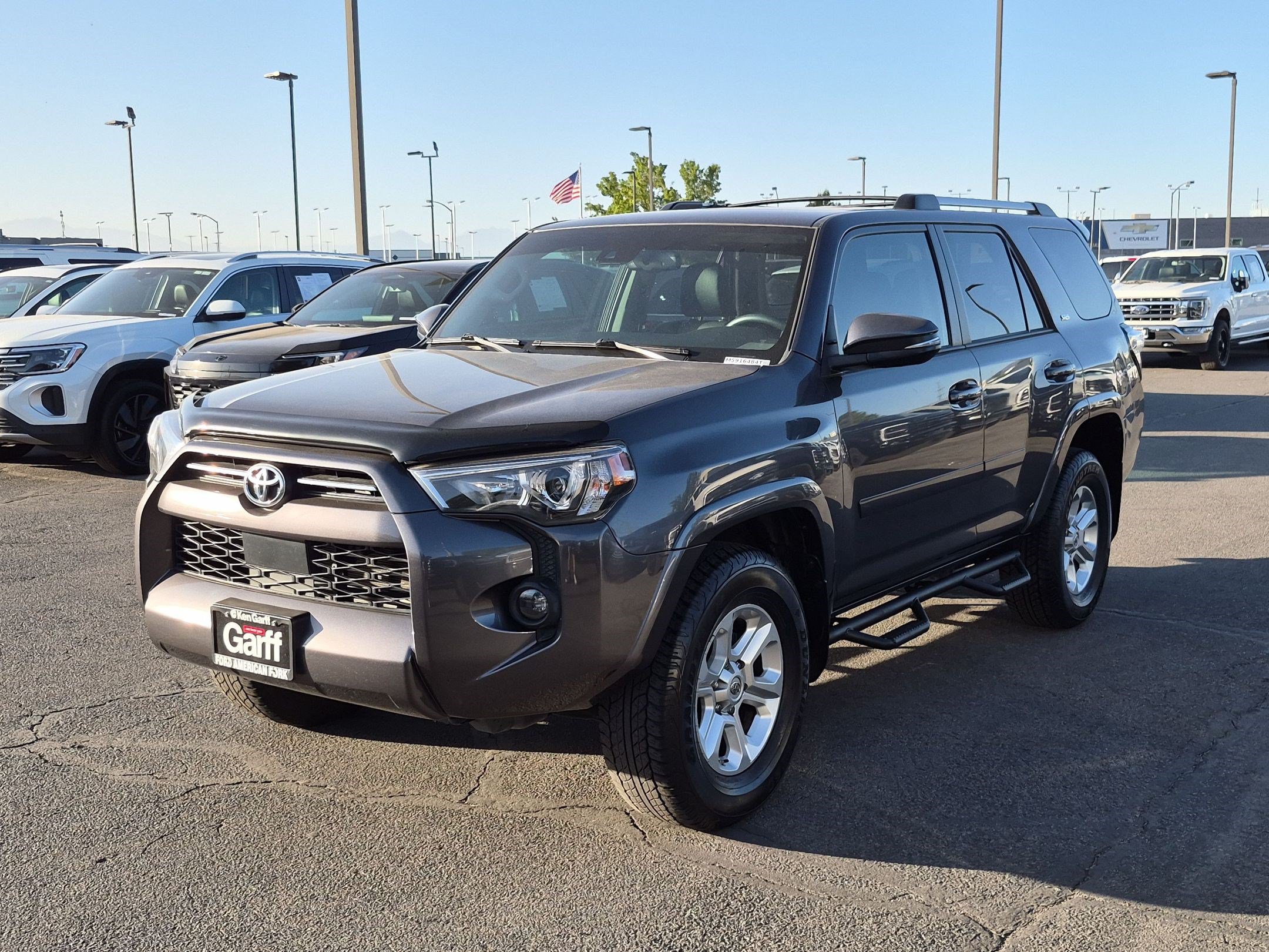 Used 2021 Toyota 4Runner SR5 Premium w/ Moonroof Package AWD/4WD image 11