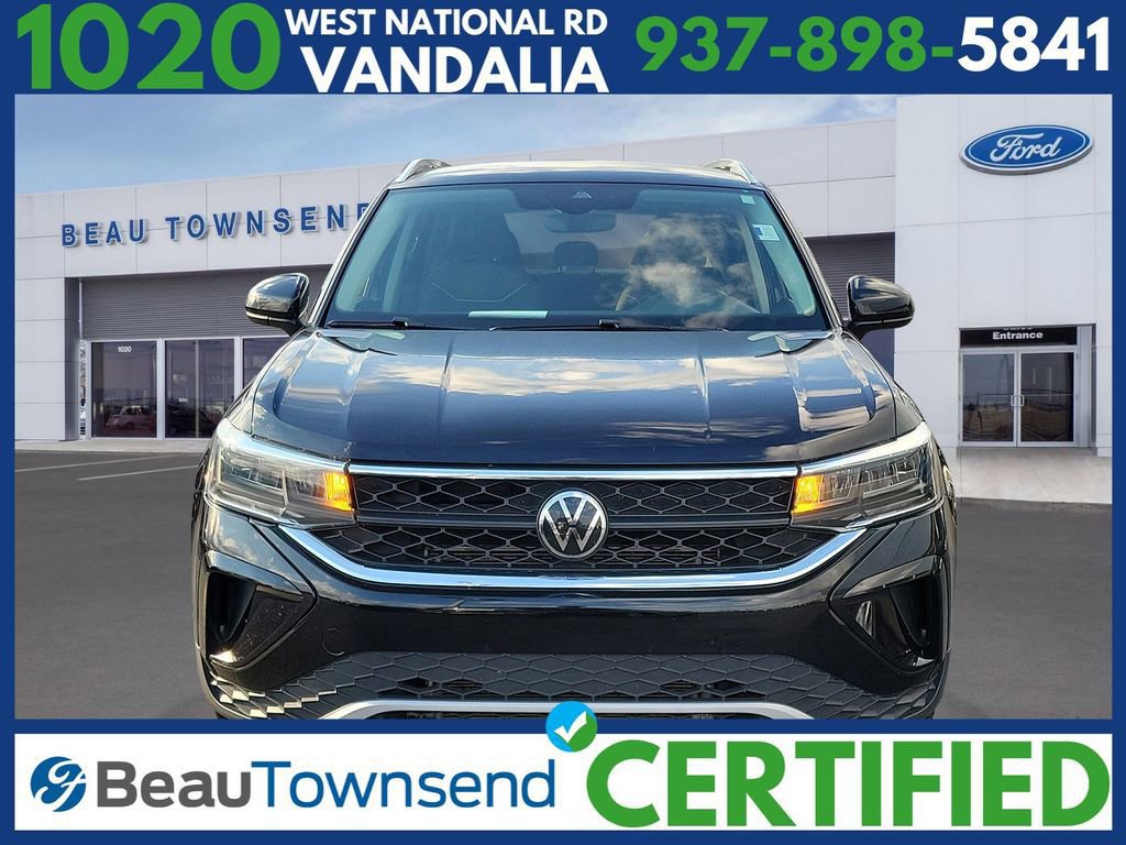 Used 2024 Volkswagen Taos SE image 8