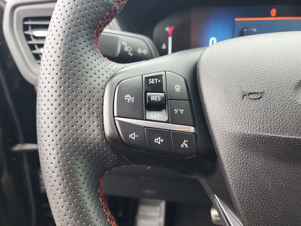 Certified 2023 Ford Escape ST-Line w/ Tech Pack #1 image 21