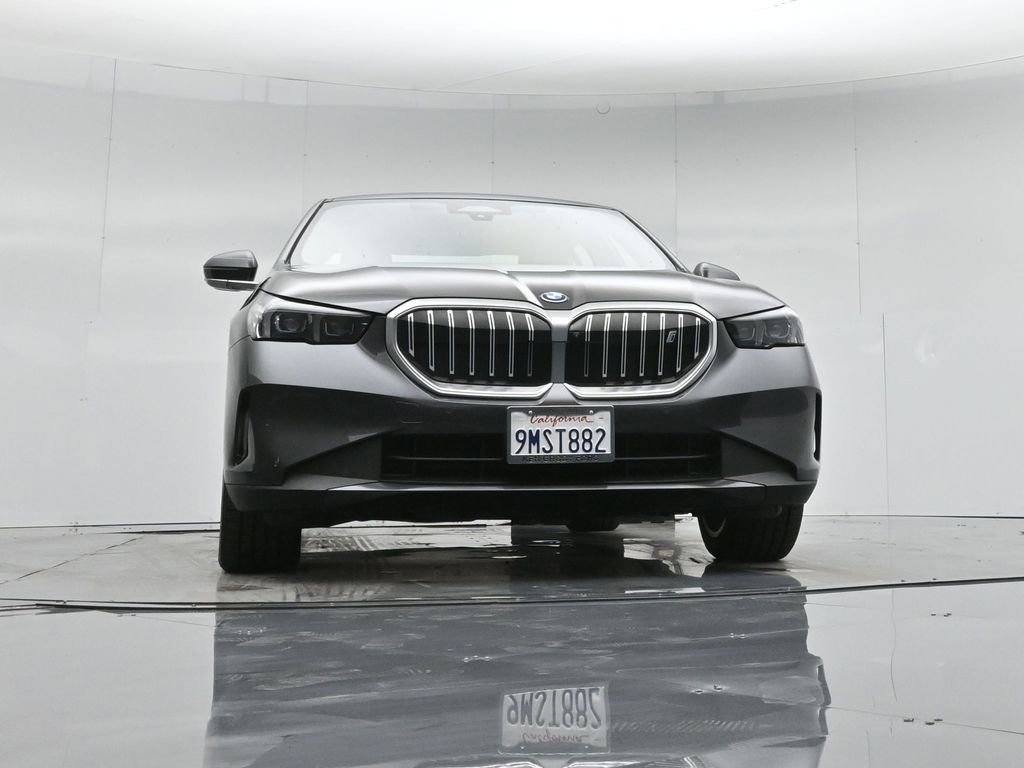 Used 2024 BMW i5 eDrive40i image 50