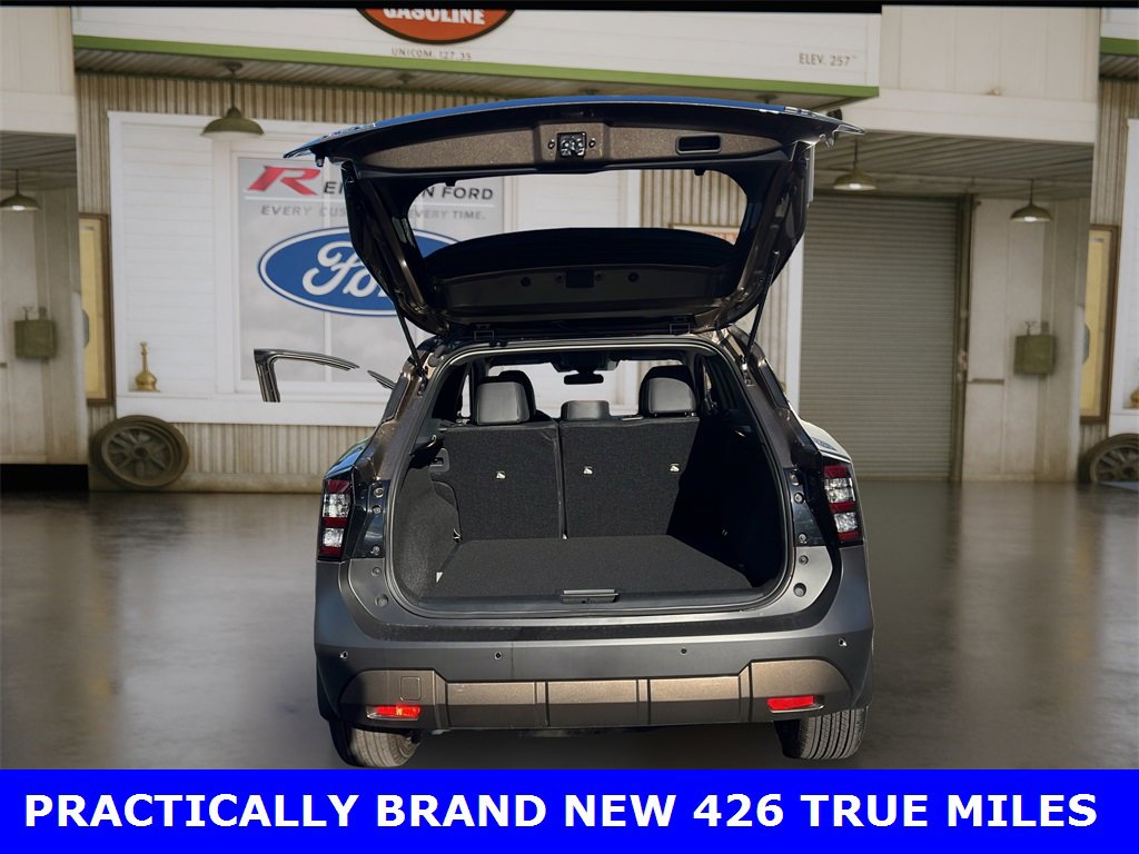 Used 2025 Nissan Kicks SR image 7