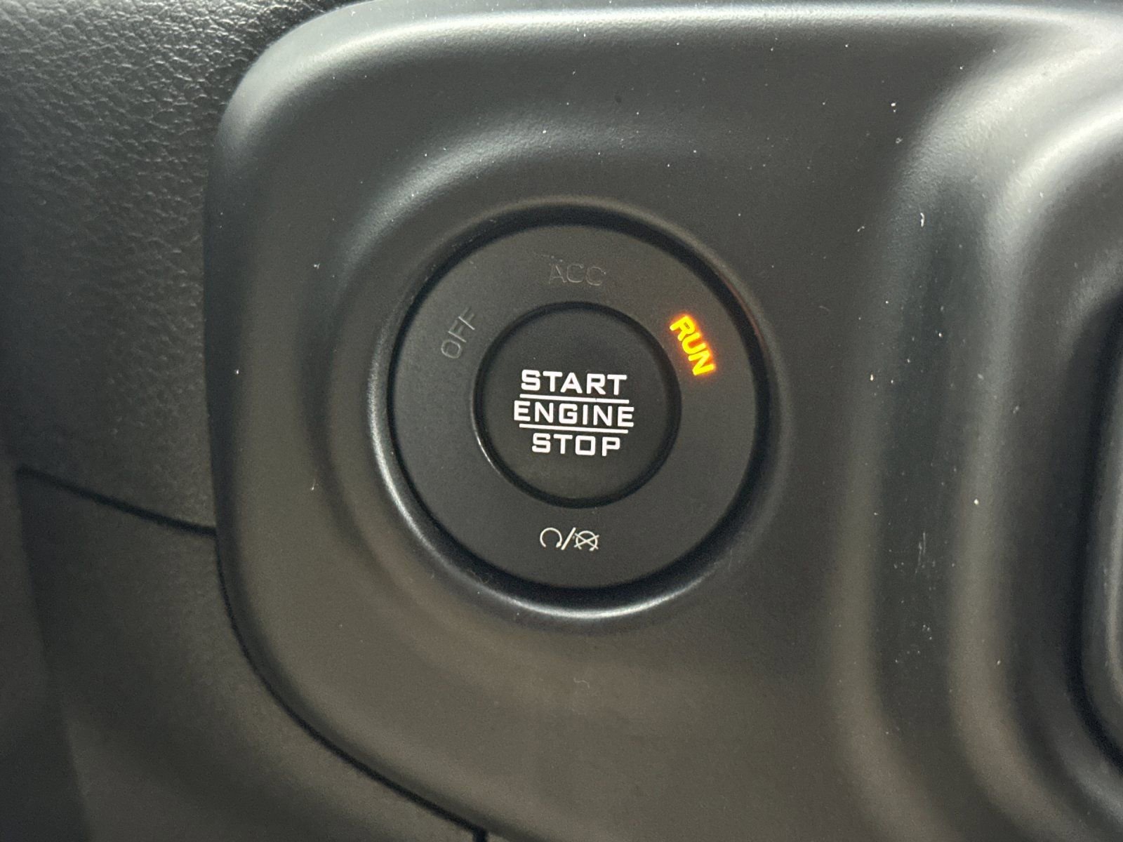 Used 2021 Jeep Wrangler Unlimited Sahara image 22