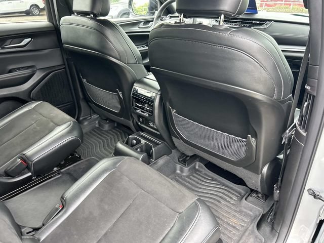 Used 2023 Jeep Grand Cherokee L Laredo AWD/4WD image 26