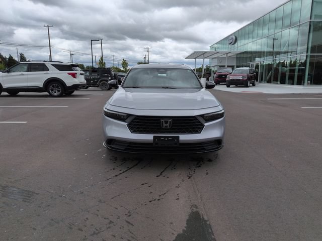 Used 2023 Honda Accord Sport image 2