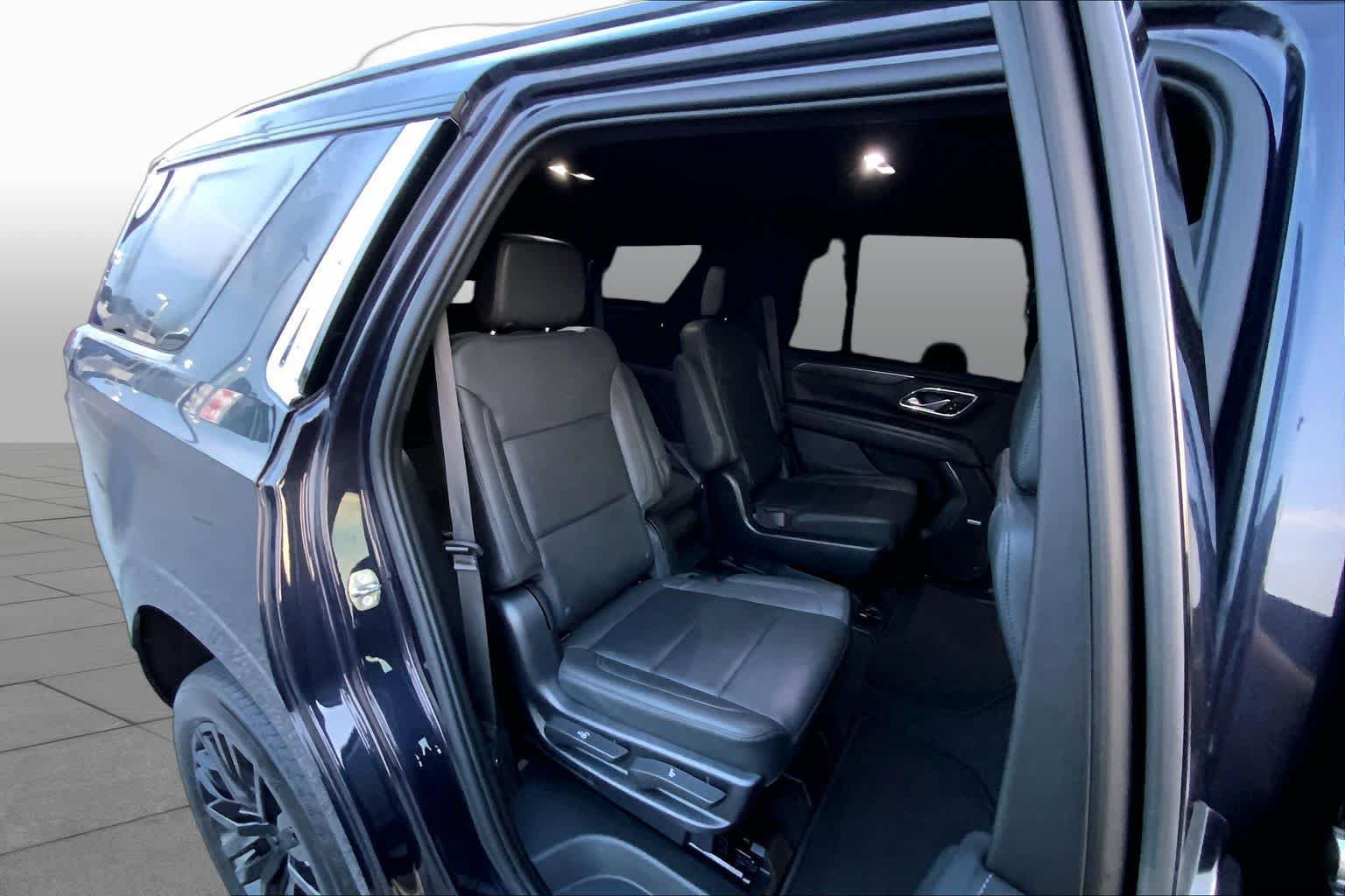 Used 2023 Chevrolet Tahoe LT RWD image 19