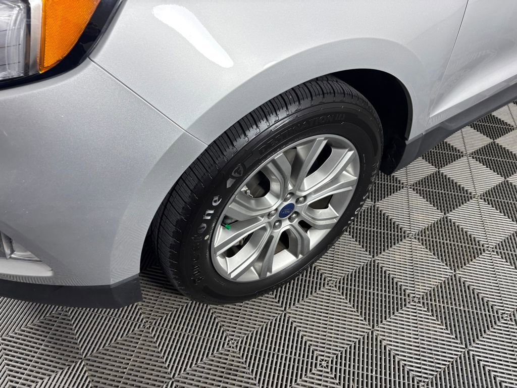 Certified 2019 Ford Edge Titanium image 10