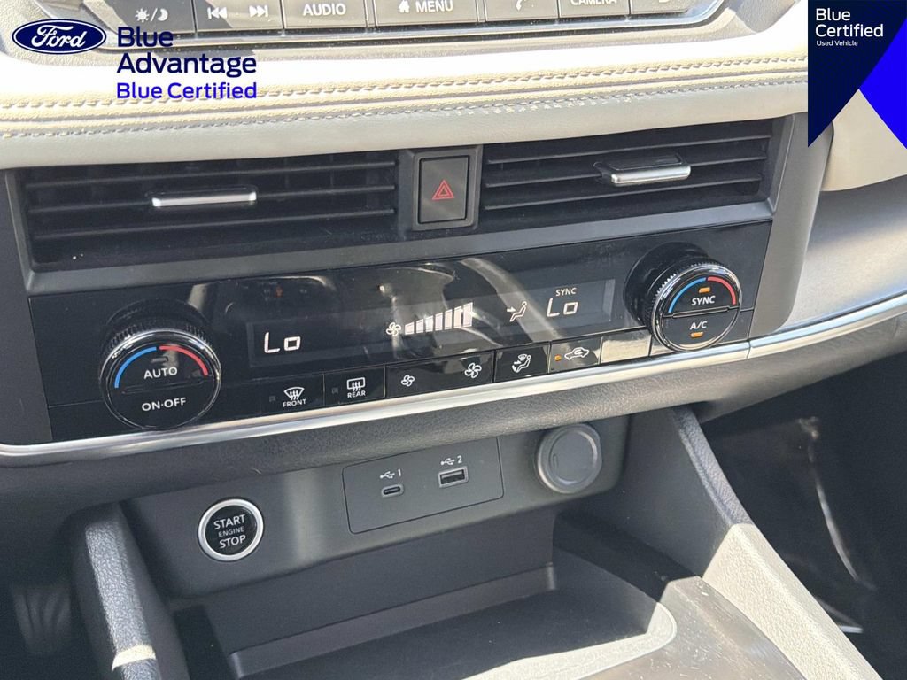 Used 2023 Nissan Rogue SV FWD image 24