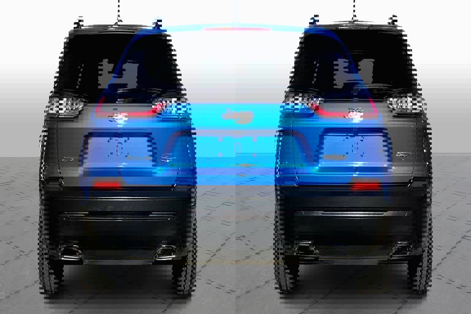 Used 2022 Jeep Cherokee Latitude Lux image 3