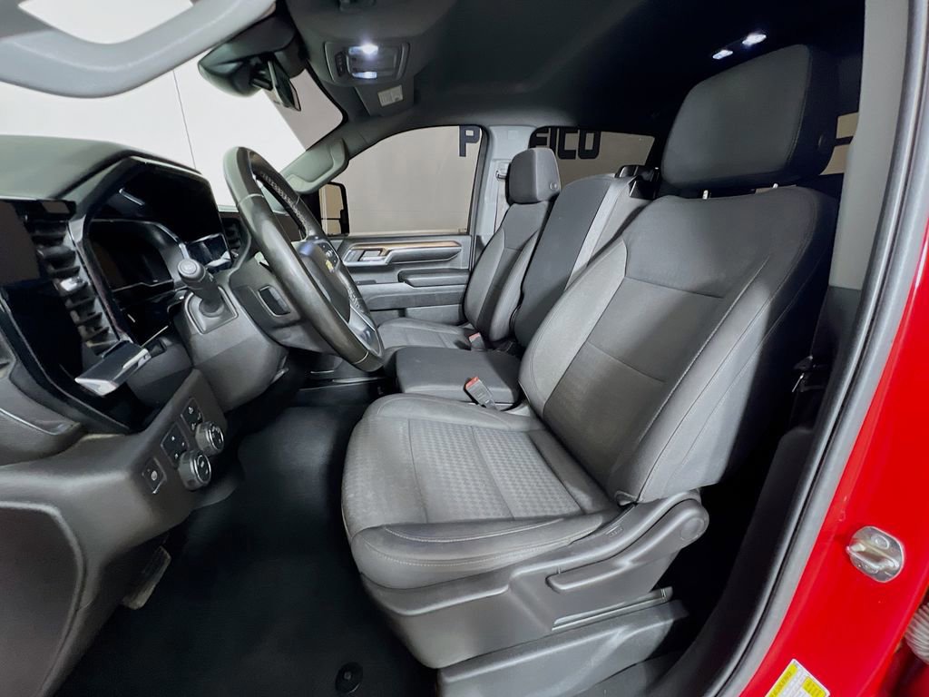 Used 2024 Chevrolet Silverado 2500 LT w/ Snow Plow Prep/Camper Package image 13