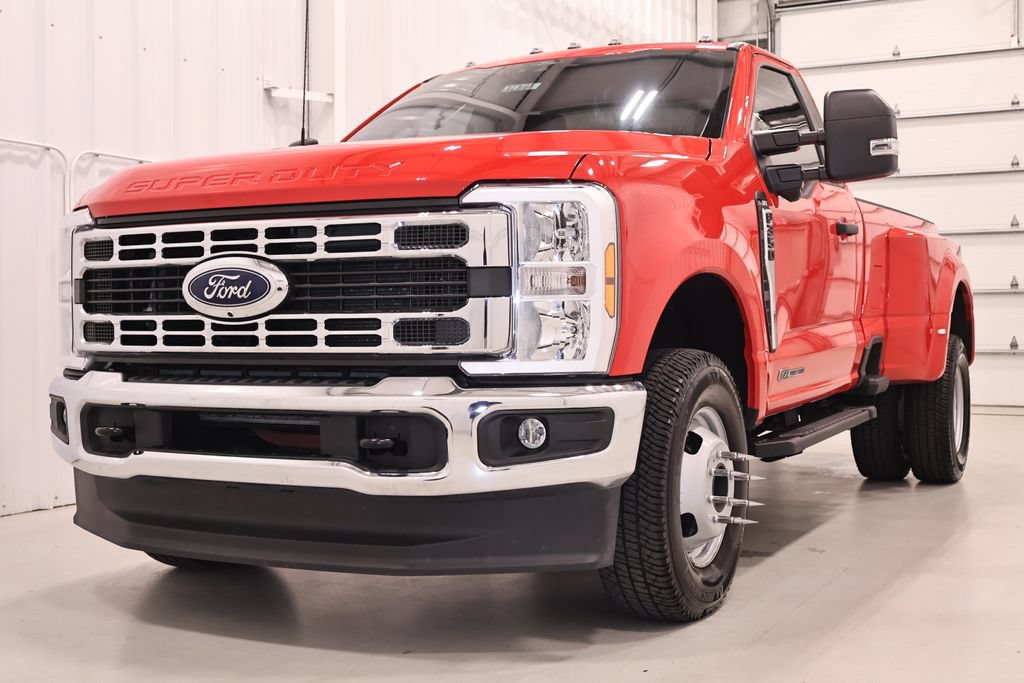 Certified 2026 Ford F350 XLT w/ 360-Degree Camera Package AWD/4WD image 6