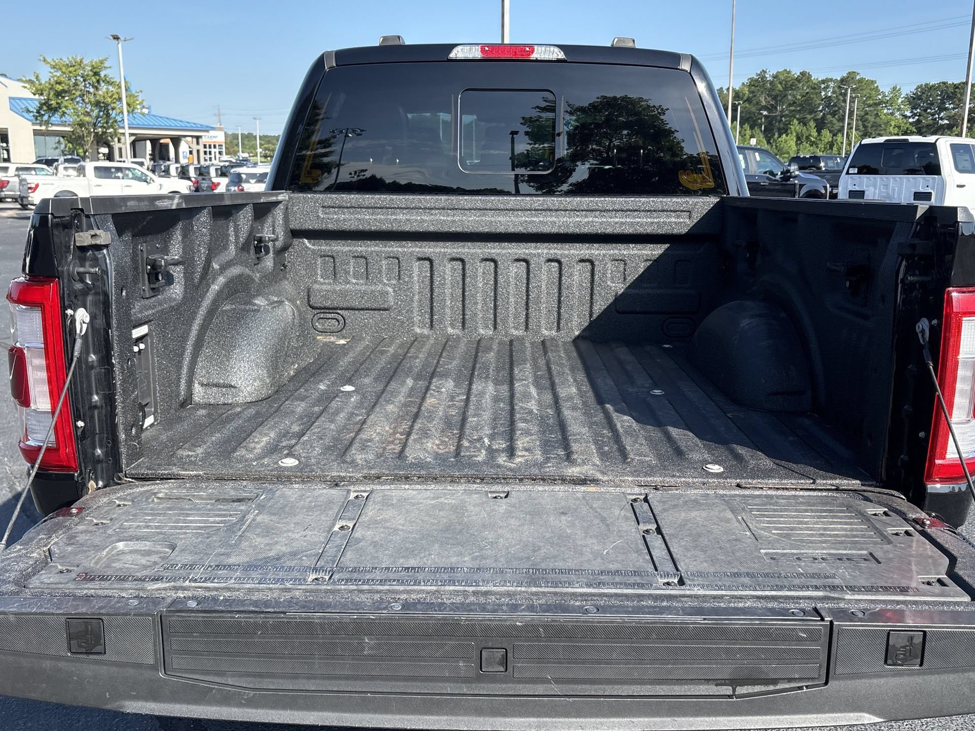 Certified 2023 Ford F150 Lariat w/ Equipment Group 502A High AWD/4WD image 27