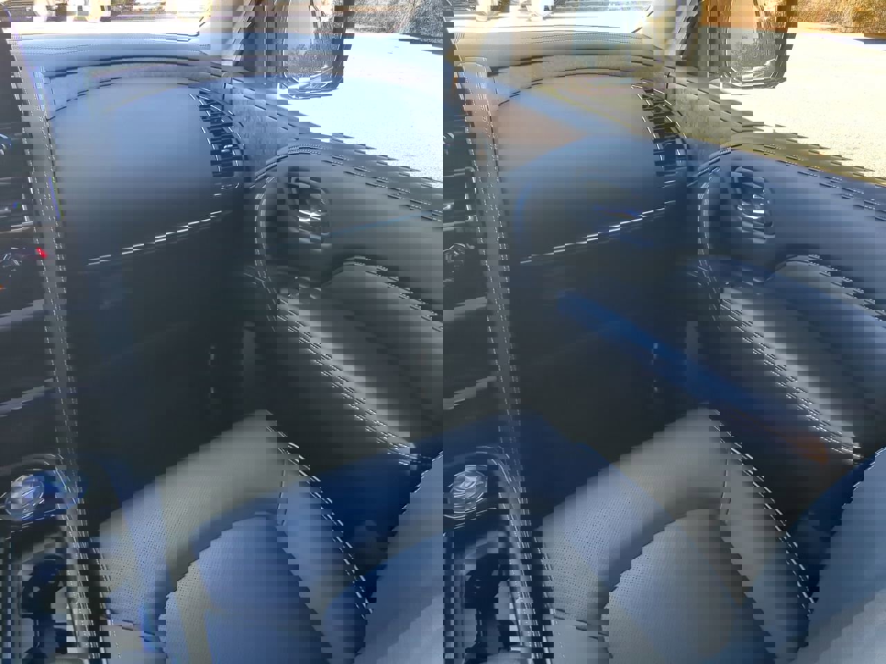 Used 2023 INFINITI QX80 Premium Select w/ All-Season Package image 15