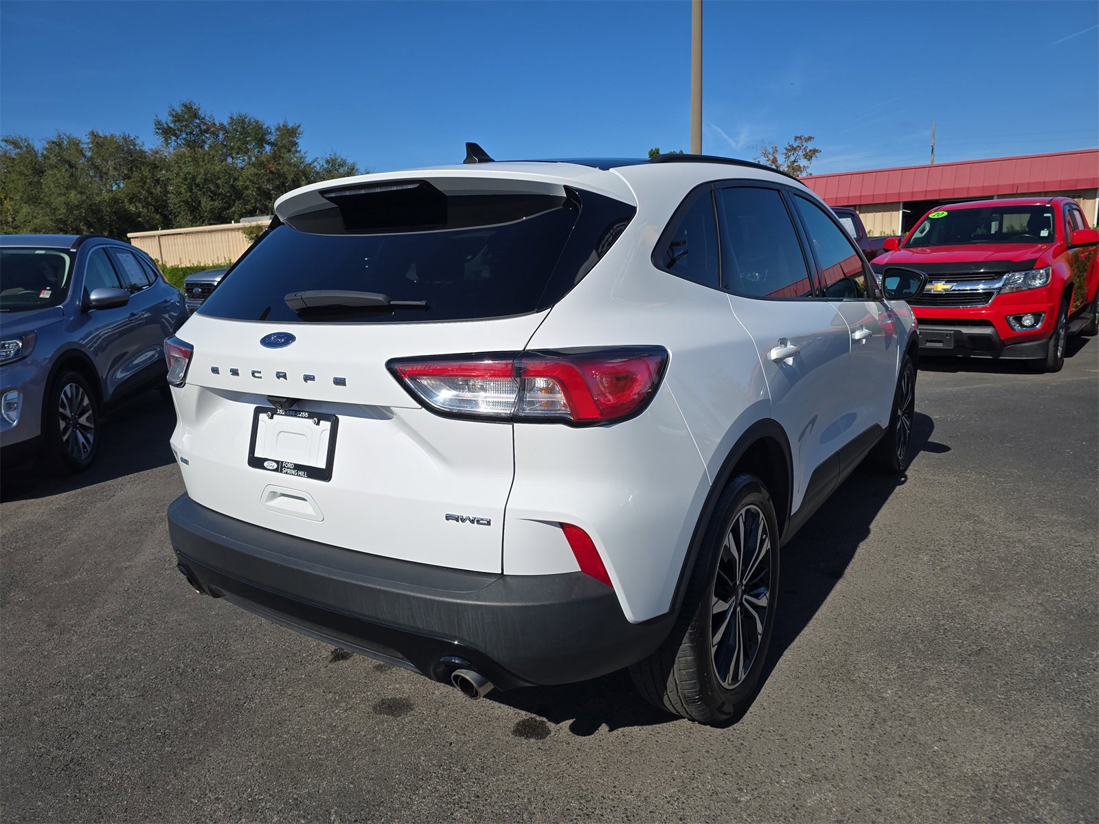 Certified 2021 Ford Escape SE w/ SE Sport Appearance Package image 4