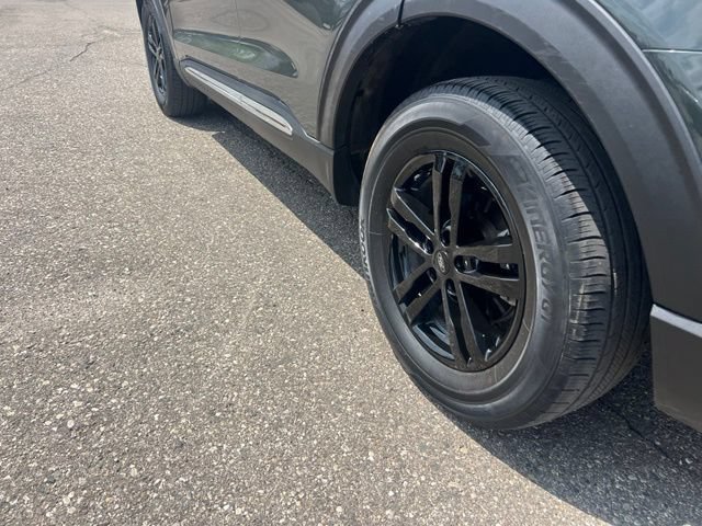 Certified 2023 Ford Explorer XLT w/ Equipment Group 202A AWD/4WD image 27