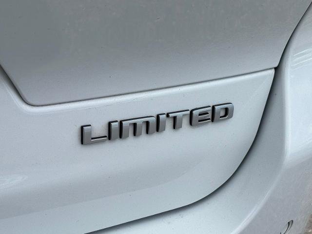 Used 2024 Jeep Grand Cherokee L Limited AWD/4WD image 18
