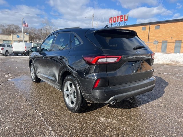 Certified 2024 Ford Escape ST-Line w/ Tech Pack #1 image 4