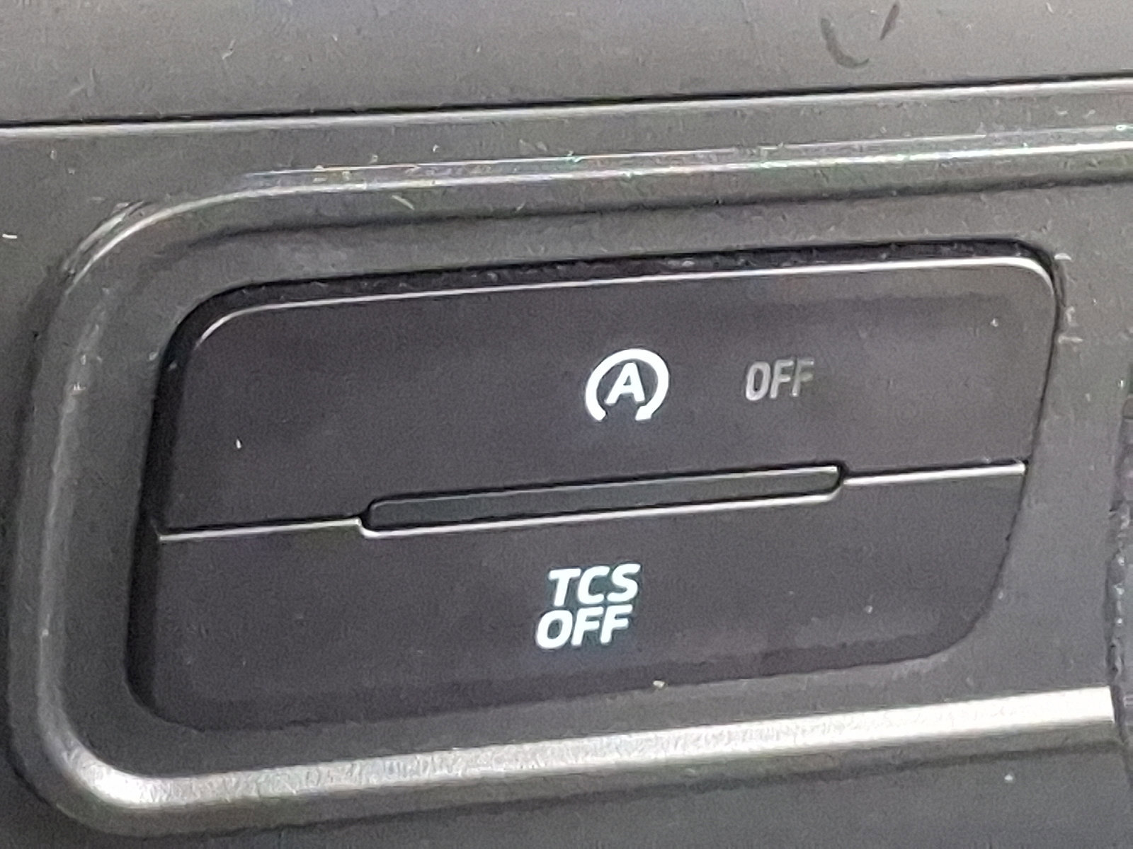 Certified 2022 Ford EcoSport S image 24