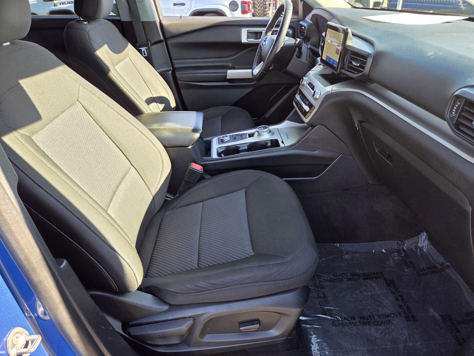 Certified 2023 Ford Explorer XLT image 16