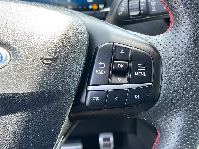Certified 2023 Ford Escape ST-Line Elite w/ Premium Technology Package AWD/4WD image 15