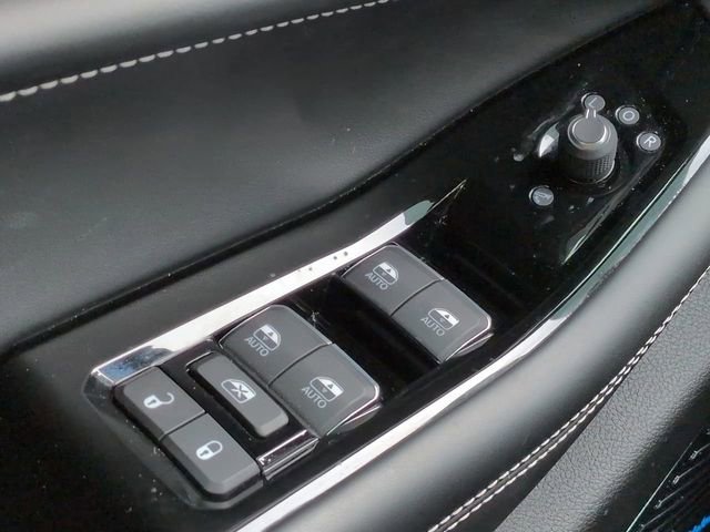 Used 2022 Jeep Grand Cherokee L Overland image 27