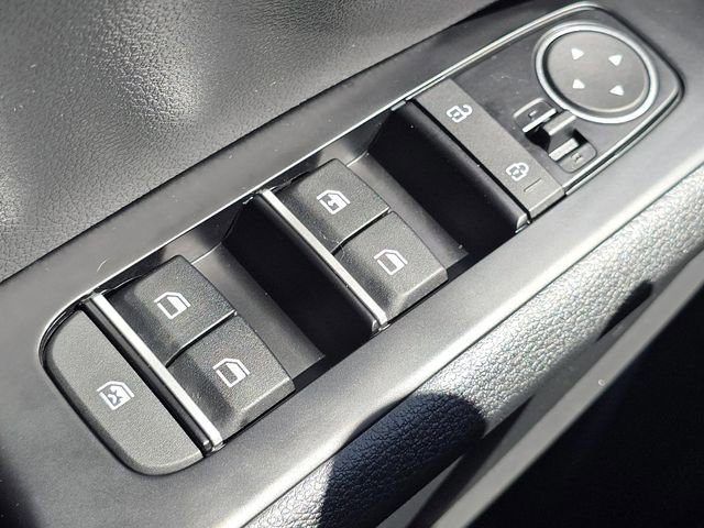 Used 2024 Kia Soul LX w/ Option Group 015 FWD image 23