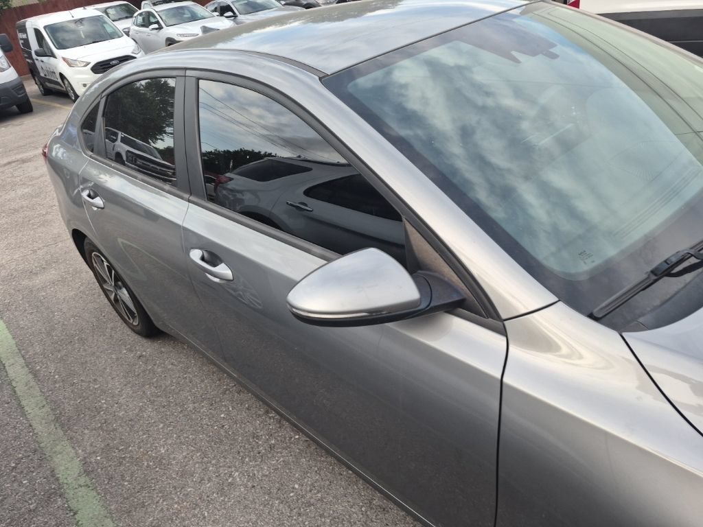 Used 2023 Kia Forte LXS w/ LXS Technology Package FWD image 20