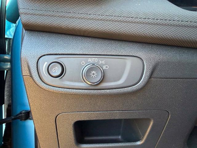 Used 2025 Chevrolet TrailBlazer LT AWD/4WD image 23