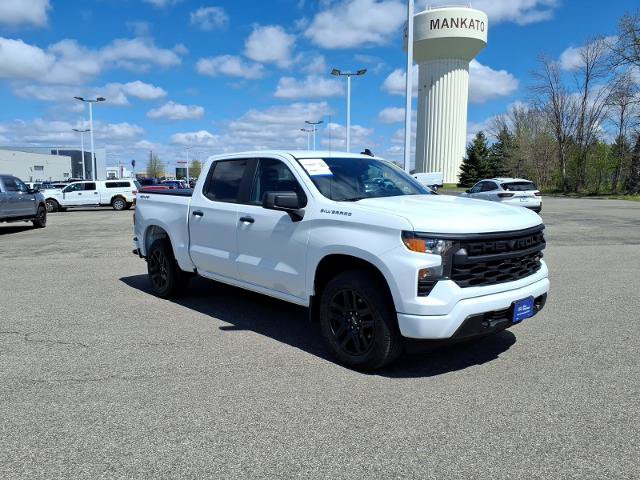 Used 2024 Chevrolet Silverado 1500 Custom AWD/4WD image 3