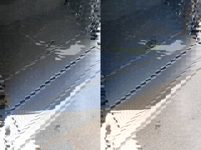 Certified 2025 Ford Expedition Platinum image 18