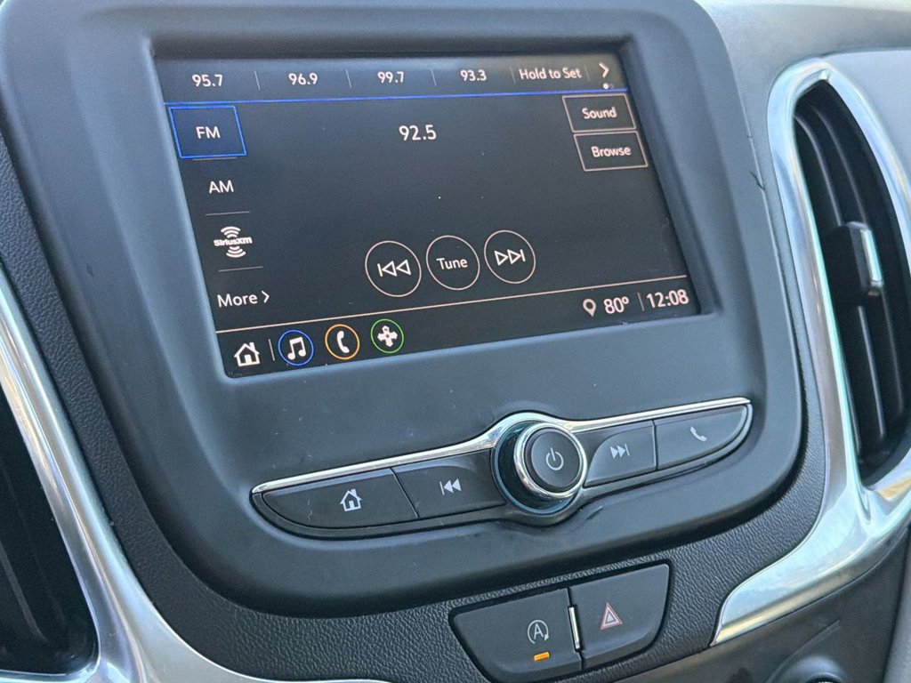 Used 2022 Chevrolet Equinox LS FWD image 15