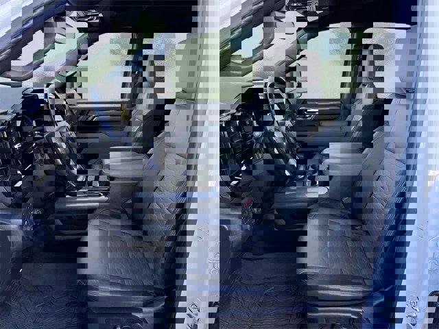 Used 2025 Chevrolet Silverado 2500 ZR2 image 20