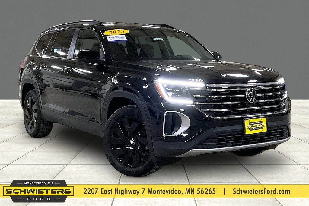 Used 2025 Volkswagen Atlas SE image 5