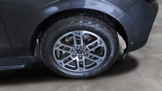 Certified 2025 Ford Expedition Active AWD/4WD image 31
