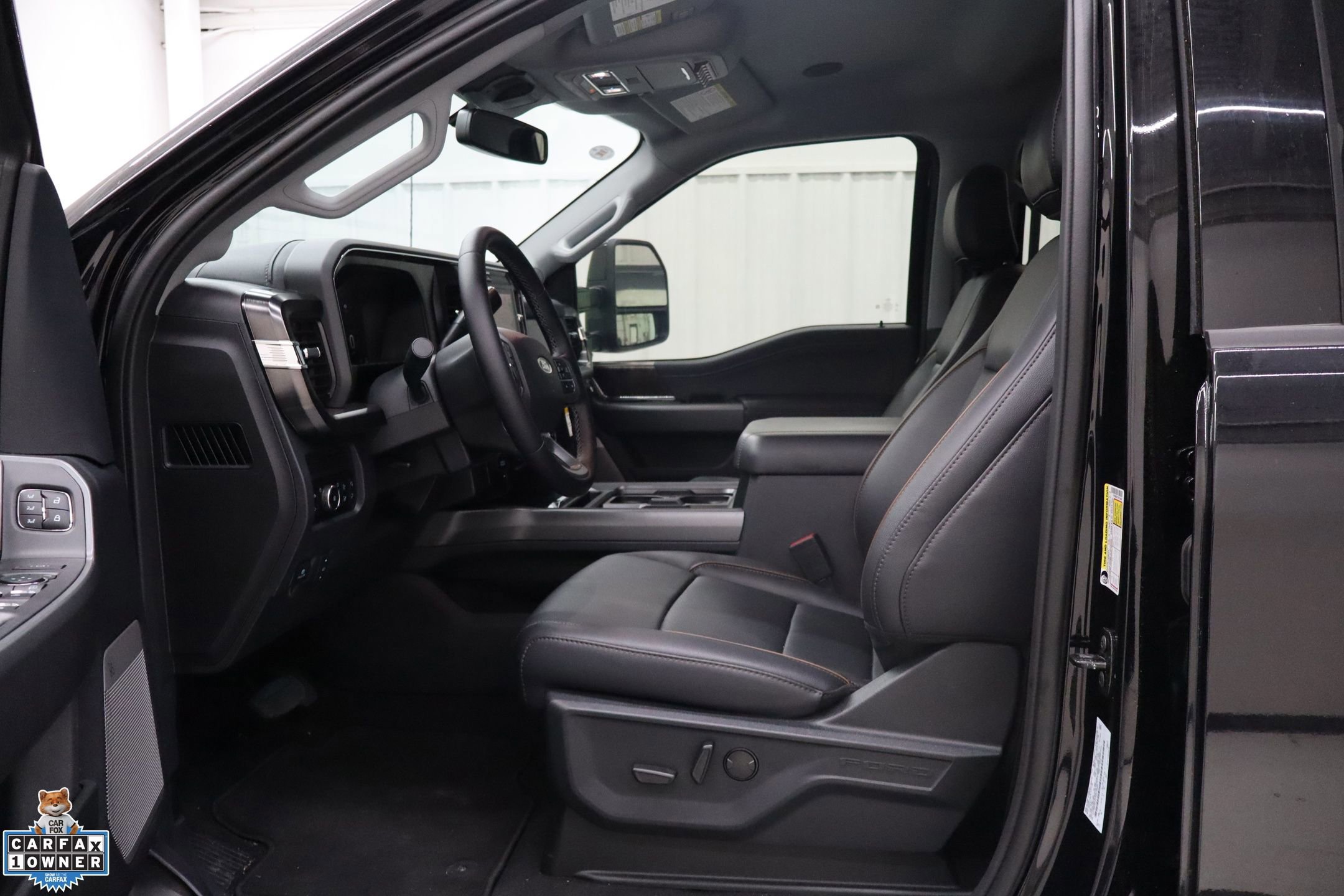 Certified 2026 Ford F350 Lariat w/ Lariat Ultimate Package AWD/4WD image 39