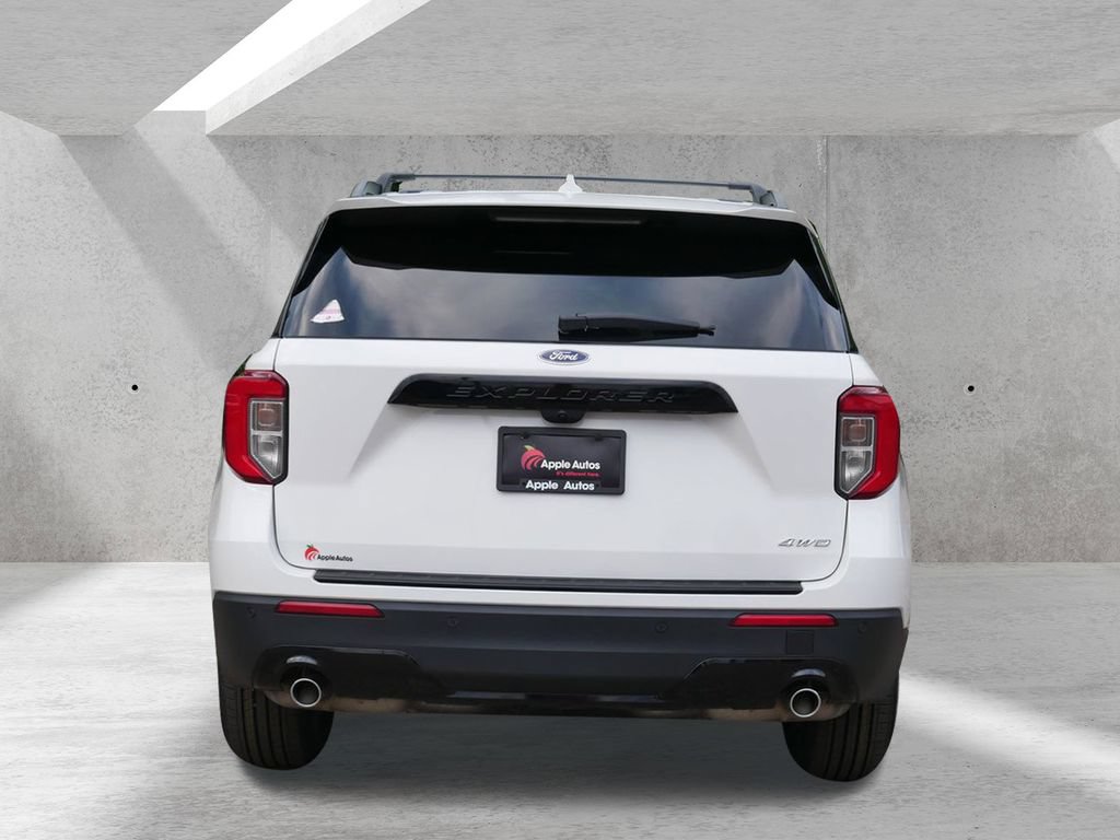 Certified 2023 Ford Explorer ST-Line AWD/4WD image 4