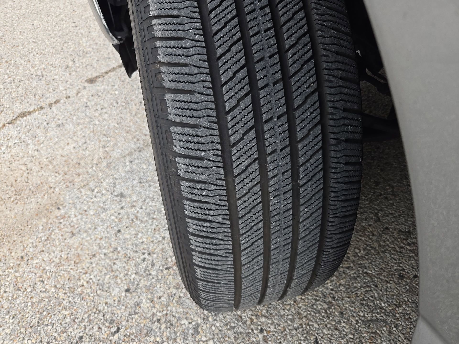 Certified 2024 Ford F150 XLT w/ Mobile Office Package image 4