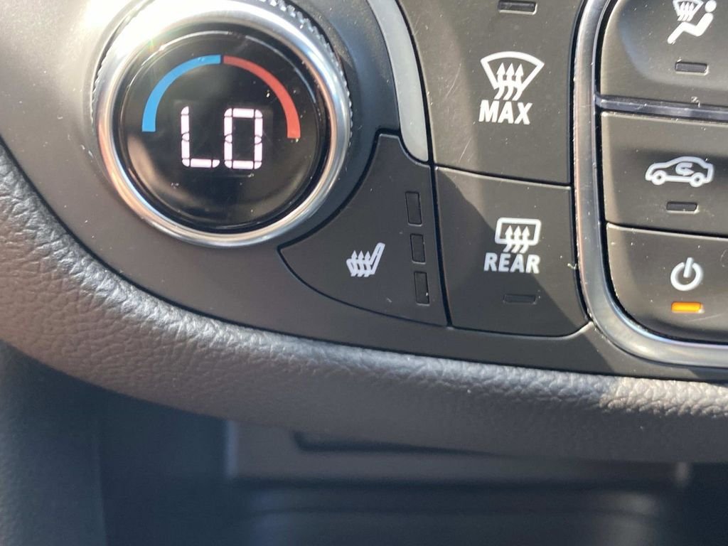Used 2024 Chevrolet Equinox LT AWD/4WD image 28