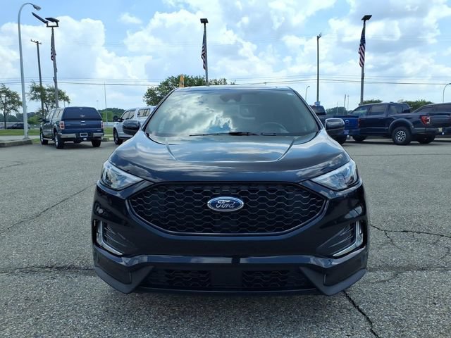 Certified 2024 Ford Edge ST-Line AWD/4WD image 2