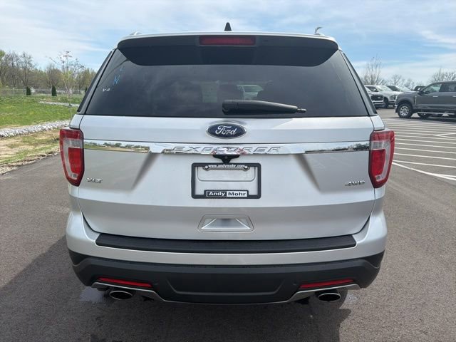 Certified 2018 Ford Explorer XLT image 4