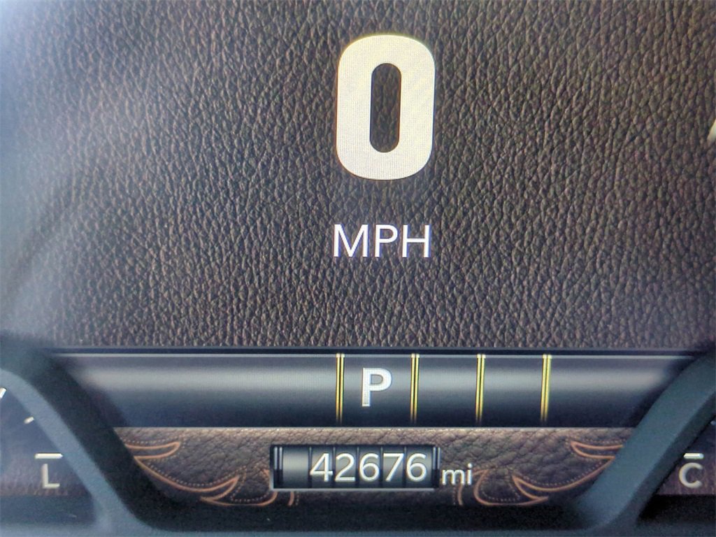 Used 2025 RAM 1500 Laramie image 26