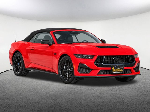 Certified 2025 Ford Mustang GT Premium RWD image 2