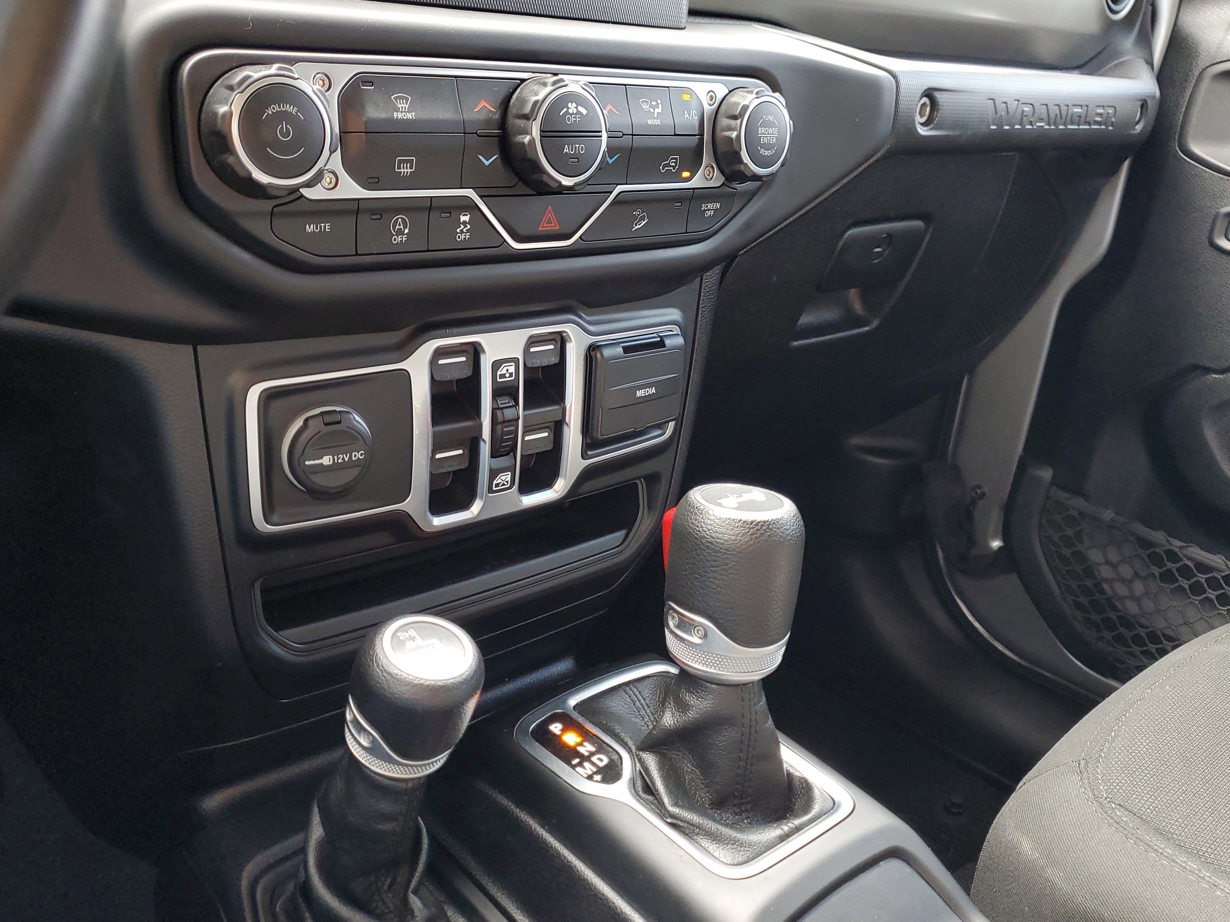 Used 2020 Jeep Wrangler Unlimited Sport S image 26